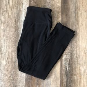 Yogalicious capri black leggings